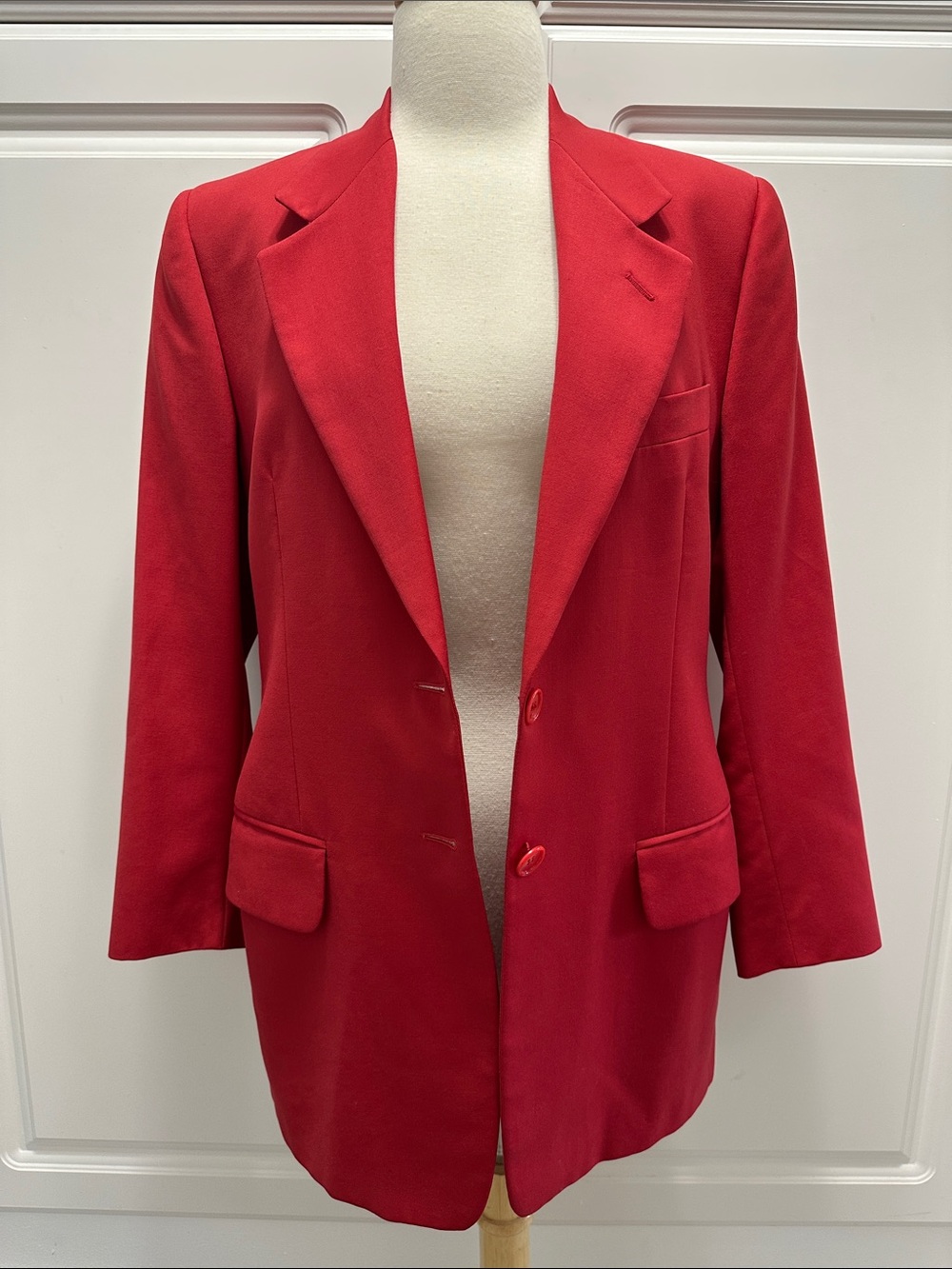 Burberrys' Vintage Logo Red Blazer - Picture 6 of 12